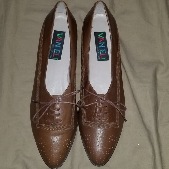 NEVER WORN VANELi Italian Leather Wingtip Oxfords - Picture 3 of 8